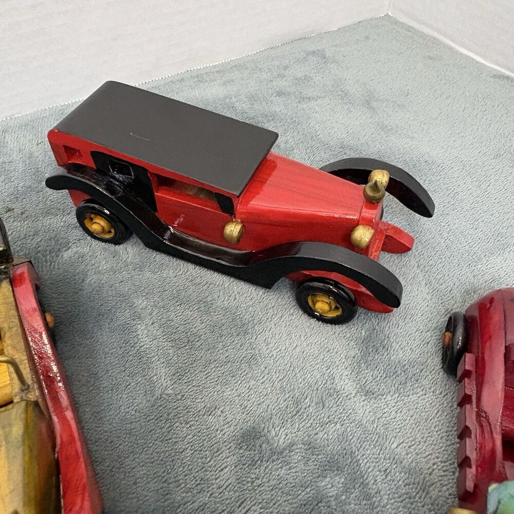 Lot 6 Vintage Handmade Wooden Cars Vehicles Toys Trucks Trains Handmade Painted - Picture 7 of 16